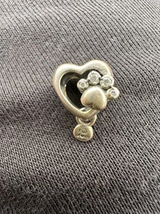 Pandora Fur Mum Paw Print Charm 925 Silver - Picture 1 of 7