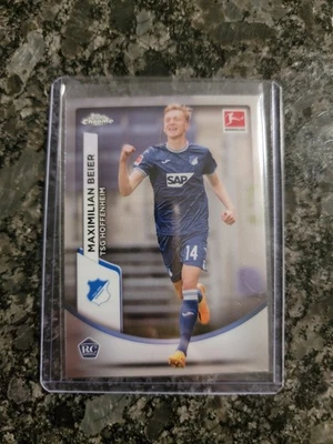 2023-24 Topps Cromo Bundesliga - Refractor - #46 Maximilian Beier Rookie Foto 1 de 2