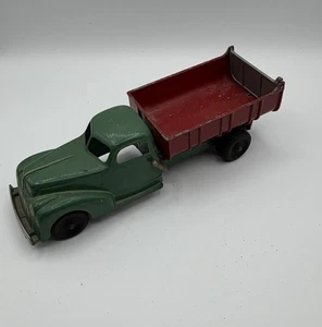 Vintage 1950's Hubley Kiddie Toy Green Red Dump Truck W/Lever 5.5” - Picture 1 of 5