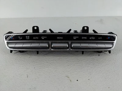 Mercedes-Benz C300 2015-2019 aire acondicionado calefacción climatización A 205 905 47 06 F8CFB Foto 1 de 4