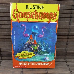Goosebumps #34 Revenge Of The Lawn Gnomes First Print R.L. Stine NO Sticker - Picture 1 of 5