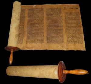TORAH SCROLL BIBLE VELLUM MANUSCRIPT 250-300 YRS OLD MOROCCO Book of Deuteronomy - Picture 1 of 24