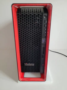 Lenovo ThinkStation P7, Xeon w5-3425, 32 Go RAM, SSD 1 To, W11Pro - Photo 1/6