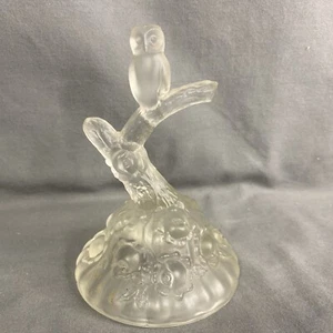 FENTON Milchglas Eule im Baum Schmuck Halter Figur Kohlrose Sockel 5" - Bild 1 von 4