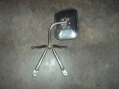 72-73-74-75-76-77 INTERNATIONAL SCOUT II DRIVER SIDE DOOR MIRROR - Image 1 of 3