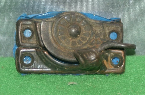 GENUINE ANTIQUE CAST IRON WINDOW LATCH vqs EASTLAKE Cover
