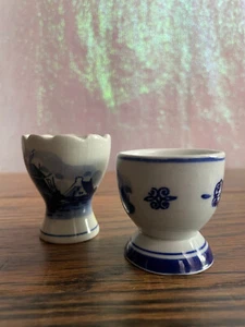 Vintage Delfter Windmühle Blumenmuster Eierbecher blau & weiß 2er Set - Bild 1 von 7