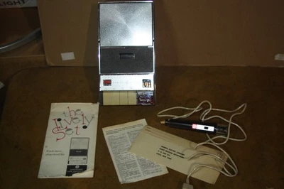 Grabadora de cartucho de casete de estado sólido GE General Electric vintage - modelo M8300 Foto 1 de 4