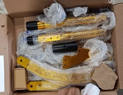 Highway Engine Guards Crash Bar for Harley Dyna 06-17 Super Glide FXD FXDC FXDL Foto 1 de 4