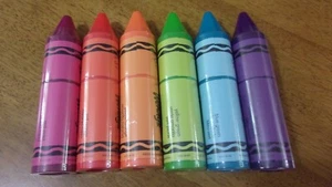 Wendy's Crayola Buntstift Farbe Abenteuer ganzes Set Kinder Mahlzeit Spielzeug Neu in Verpackung - Bild 1 von 15