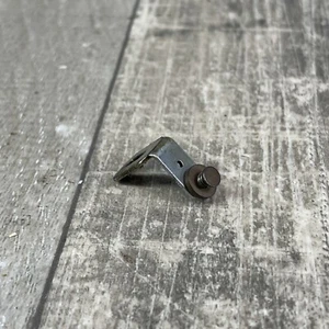 Kenmore Sewing Machine 117.3062 Replacement Parts Thread Guide - Picture 1 of 3