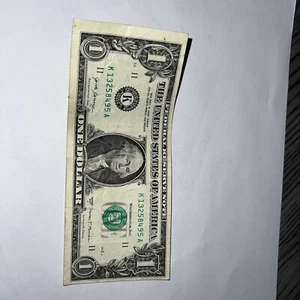 USA 1Dollar 2017 Note Dallas Tx Circulated With Cutting Error - Picture 1 of 6