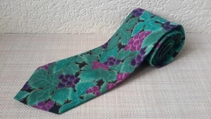D'em Crazy San Jose CA Men 100% Cotton Necktie Grape/Leaves Green USA Made - Picture 1 of 9