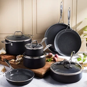 Henckels Capri Ceramic 11-piece Nonstick Cookware Set, Made in Italy, NEW - Picture 1 of 5