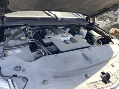 Used A/C Temperature Control Module fits: 2016 Cadillac Escalade esv Temperature - Image 1 of 4