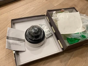 Bosch Camera Flexidome IP 4000i NDI-4502 - Bild 1 von 2