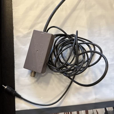 Interruptor adaptador coaxial oficial OEM Nintendo NES RF - SNES NES - cable de video, PROBADO Foto 1 de 4