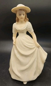 Estatuilla vintage de San Valentín de la colección Regal P074 16 cm de altura - Imagen 1 de 7