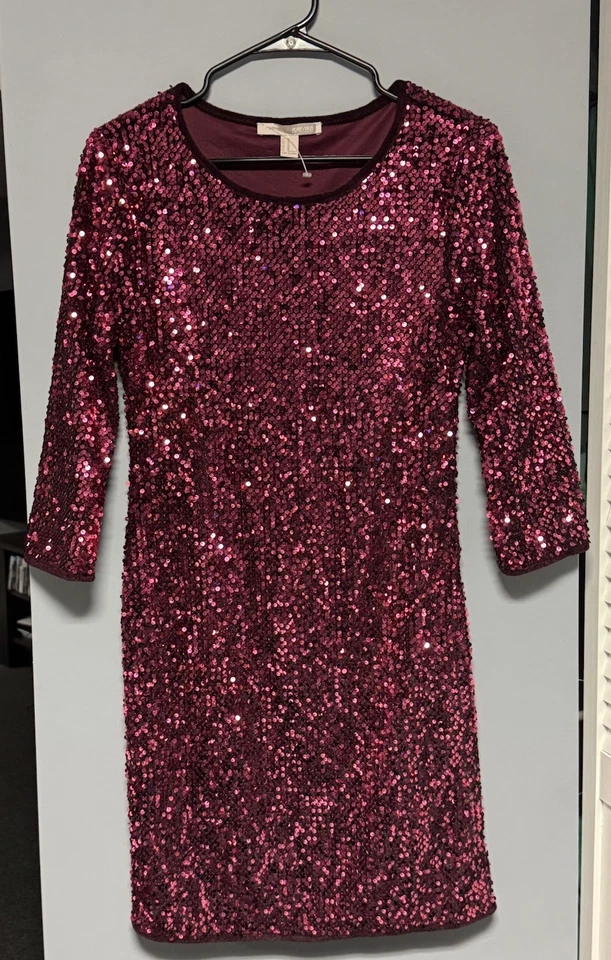 Forever 21 Contemporary Women’s Sequence Dress Size Medium Burgundy/Wine Party - Image 1 of 4