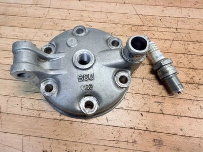 2001 99-24 Yamaha YZ250 YZ 250 OEM Engine Top End Cylinder Head Dome Cap Cover - Image 1 of 4