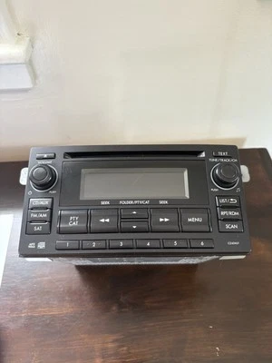 Subaru Car Stereo Clarion CD 86201FG620 2011 PF-3292A-A Bluetooth 2011 arañazos Foto 1 de 4