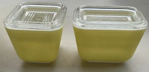 Pyrex Vintage gelb 501B 1 1/2 Tasse Kühlschrank Geschirr mit Deckel 2er Set - Bild 1 von 6