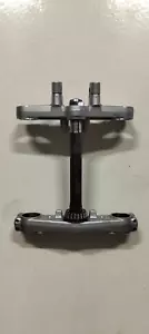 Piastre forcelle con perno triple clamps Suzuki GSF 600 S Bandit 2000 - Foto 1 di 6