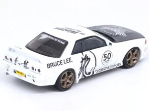 Nissan Skyline GT-R (R32) RHD (Right Hand Drive) White with Black Hood "Bruce Le - Picture 1 of 3