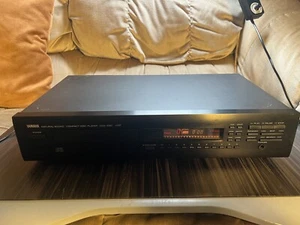Yamaha CDX-530 Compact Disc Player Black - Picture 1 of 7