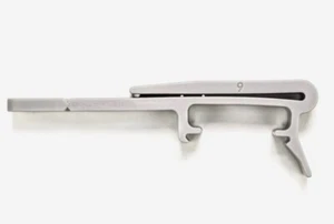 VERTICAL BLIND VALANCE CLIP Fits BALI MAGNUM AND GRABERS G-98 ULTRAVIEW & 1 3/16 - Picture 1 of 11
