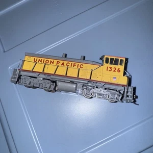 Athearn Locomotive - Union Pacific 1326 Tested - Picture 1 of 6