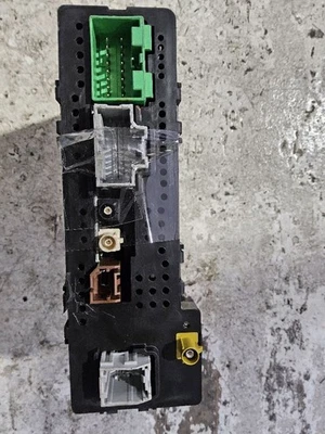 2014 Chevy New Style Impala Radio Receiver w/MyLink fits 8" Touch Screen - Image 1 of 4