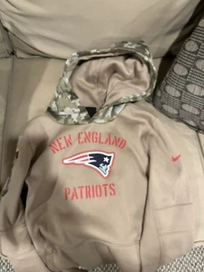 Nike NEW ENGLAND PATRIOTS Salute To Service NFL Team Hooded Sweatshirt Youth XL - Picture 1 of 4