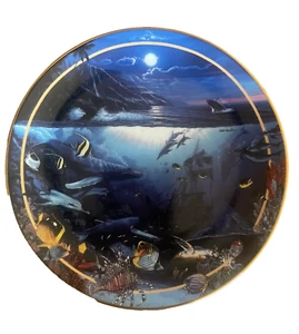 Maui Whale Song Plate 4 3549A Christian Riese Lassen collectable - Picture 1 of 4