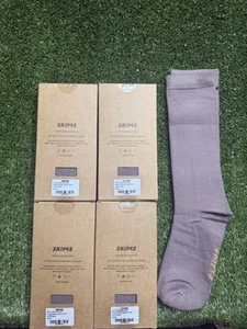 SKIMS Everyday halbhohe Socken Gr. Medium umber 4 Paar Pack superweiche Socken - Bild 1 von 4
