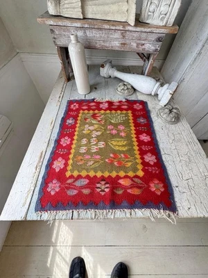 Panel tapiz de lana 23x19 Kilim rumano textil principios del siglo XX rojo rosa fl Foto 1 de 4