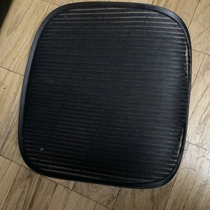 Sitzgitter Größe B für Herman Miller Aeron Torn - Bild 1 von 5