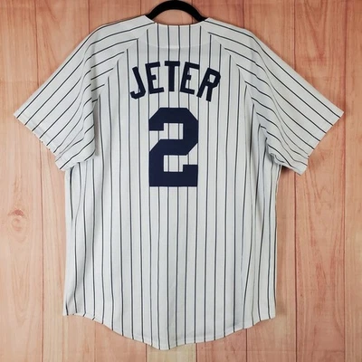 Camiseta masculina listrada branca vintage Majestic New York Yankees beisebol Derek Jeter #2 - Imagem 1 de 4