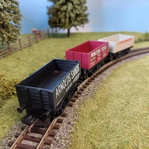 Hornby R097 R208 R210 vagones de mineral abierto x 3 rastrillo de arena Princess Royal Arnold. - Imagen 1 de 24