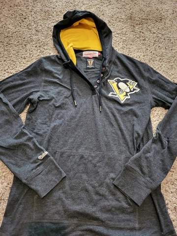 Mitchell & Ness Pittsburgh Penguins Hooded Long-Sleeve Men’s Medium Cover