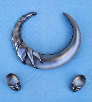 ALEXIS BITTAR Gray LUCITE Silver Accent O'KEEFE NECKLACE HINGE CHOKER + EARRINGS - Image 1 of 4