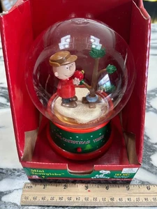 Peanuts Mini Snowglobe Charlie Brown Christmas Tree Snoopy CVS Musical Decor NEW - Picture 1 of 6