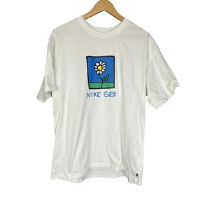 Herren Nike SB Skateboarding Loose Fit Nike Tee Sunflower White T-Shirt - Größe L - Bild 1 von 7