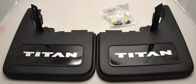 Kit trasero guardabarros original Nissan Titan - Platinum Reserve 999J2-W80D8 NUEVO Foto 1 de 4