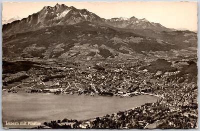 Lucerna con Pilatus Panorama Edificios Lago y Montañas Foto Real RPPC Postal Foto 1 de 2