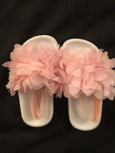 toddler sandals size 5-6 pink and white