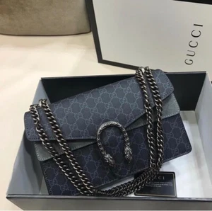 Gucci Kleine Dionysus Schultertasche mit Blau/Graufarbener Wildleder-Detail, Neu - Bild 1 von 17