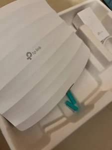TP-Link AC1350 (EAP225) Wireless MU-MIMO Gigabit Ceiling Mount Access Point - Bild 1 von 5