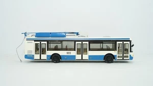 Vector-Models 1/43 5292 Russian Soviet USSR Metro City Trolleybus 1013 B16 - Picture 1 of 12
