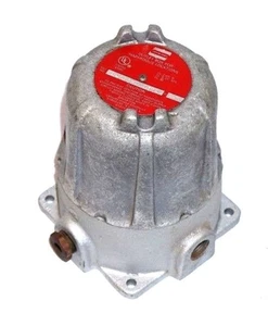 NEW CROUSE HINDS EJH53-11100 EXPLOSION PROOF DUST TIGHT ASSEMBLY EJH5311100 - Picture 1 of 3